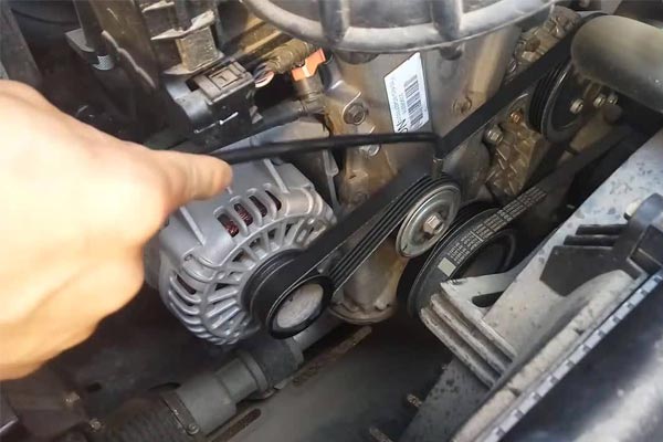 潘集转速传感器的工作原理是什么?